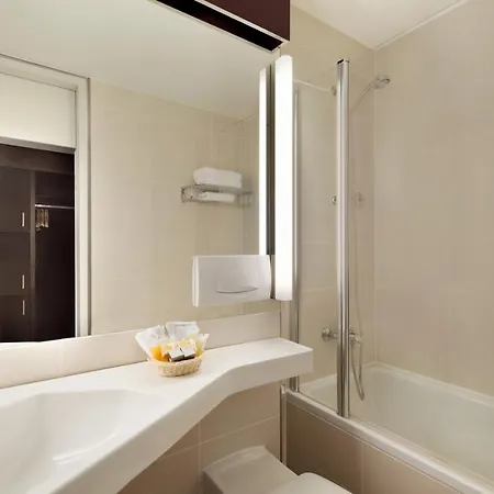 Otel Ramada Parkhotel