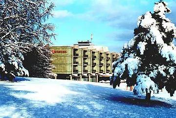 Ramada Parkhotel מלון 4*