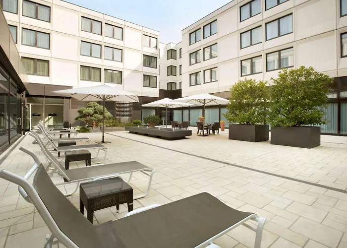 ホテル ラマダ パークホテル 4*