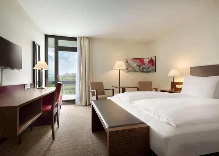 ラマダ パークホテル 4*