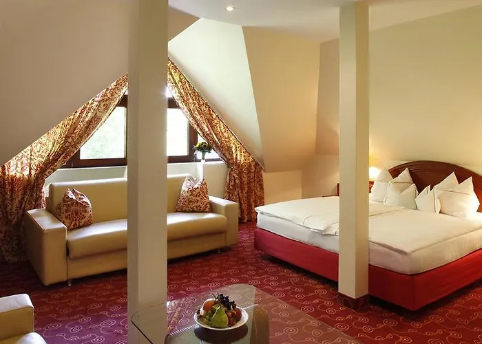 ホテル ラマダ パークホテル 4*